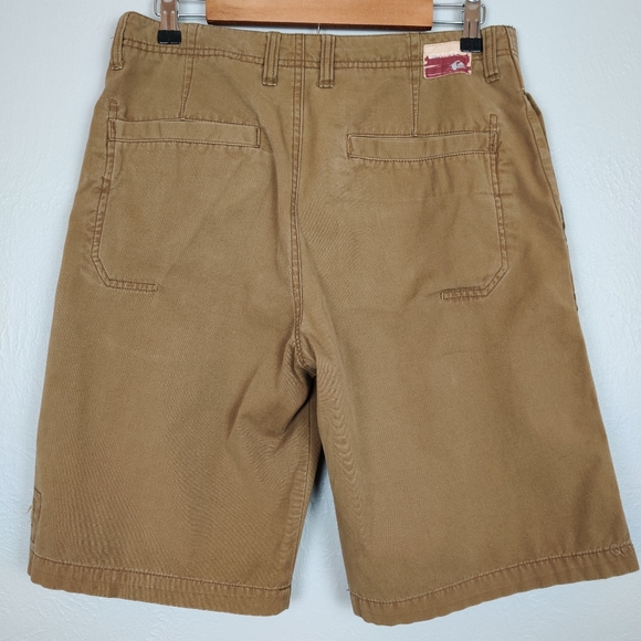 Quicksilver Men's Khaki Shorts Size 30 - Picture 2 of 10